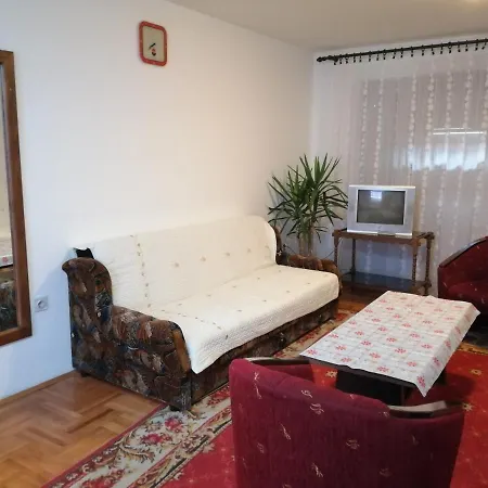 Pansion Velickovic شقة نيسكا بانجا